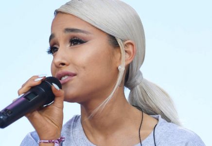 Ariana Grande - Breathin'