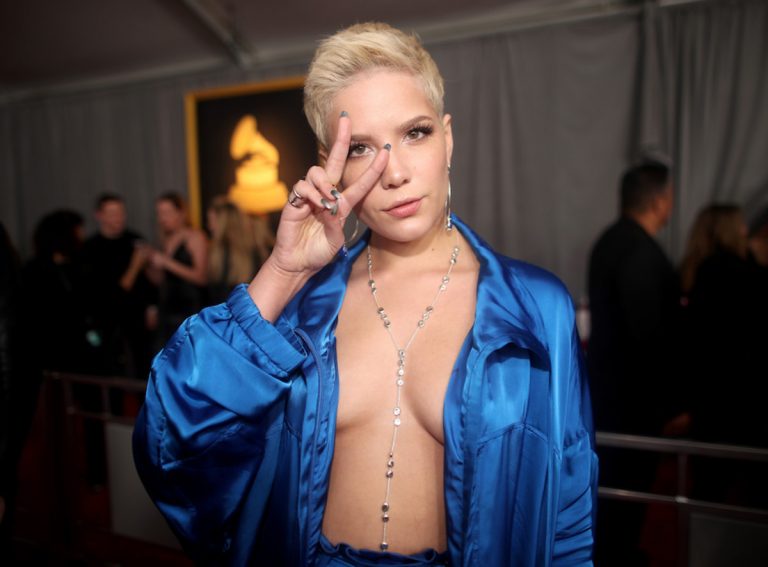 PIESĂ NOUĂ: Halsey – Without Me