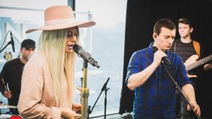 Delia feat. The Motans - Rămâi