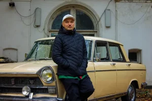 puya tudor chirila stele cazatoare